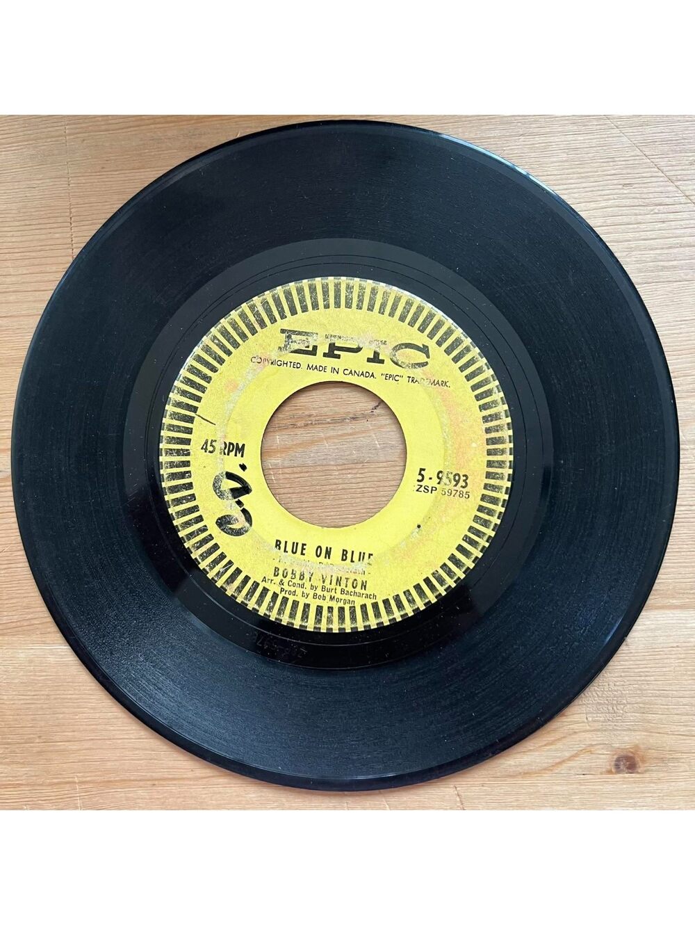 Bobby Vinton - Blue on Blue/Those Little Things 45rpm VG+ R20